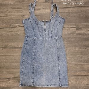 Women's Light Blue Denim Jeans